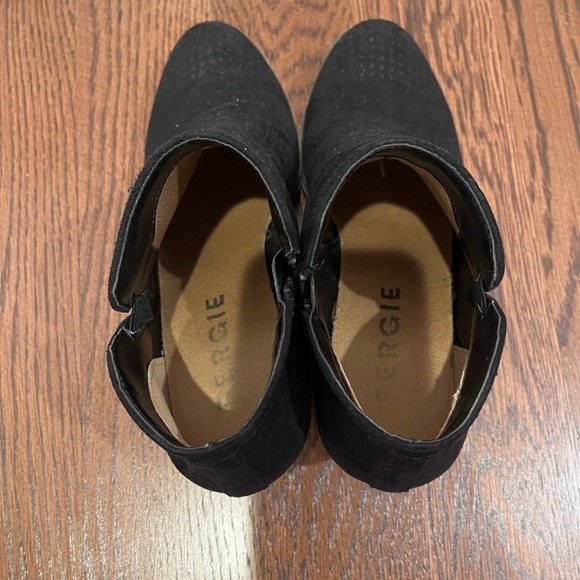 Fergie Black Suede Mini Boots Women’s 6.5 - Picture 6 of 8